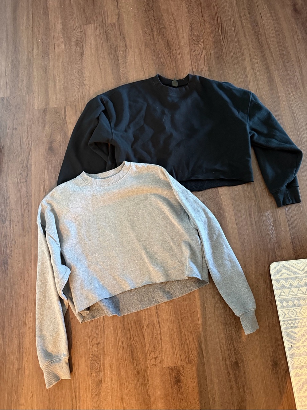 Women’s Cropped Crewneck Sweater - Black and Light Gray